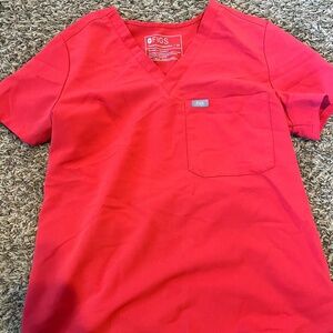 Figs technical collection one-pocket catarina scrub top red size XS